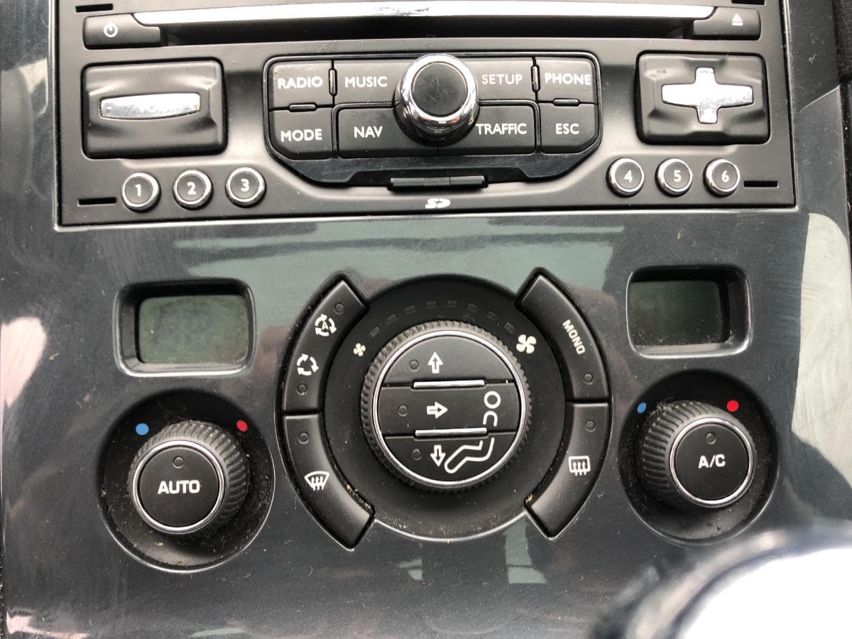 Peugeot 3008 1.6 HDI · Ano 2011 — imagem 40