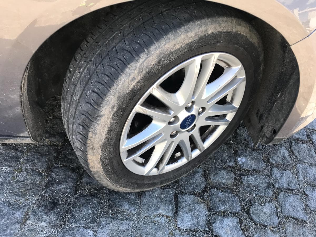 Ford Focus 1.6TDCI · Ano 2013 — imagem 16