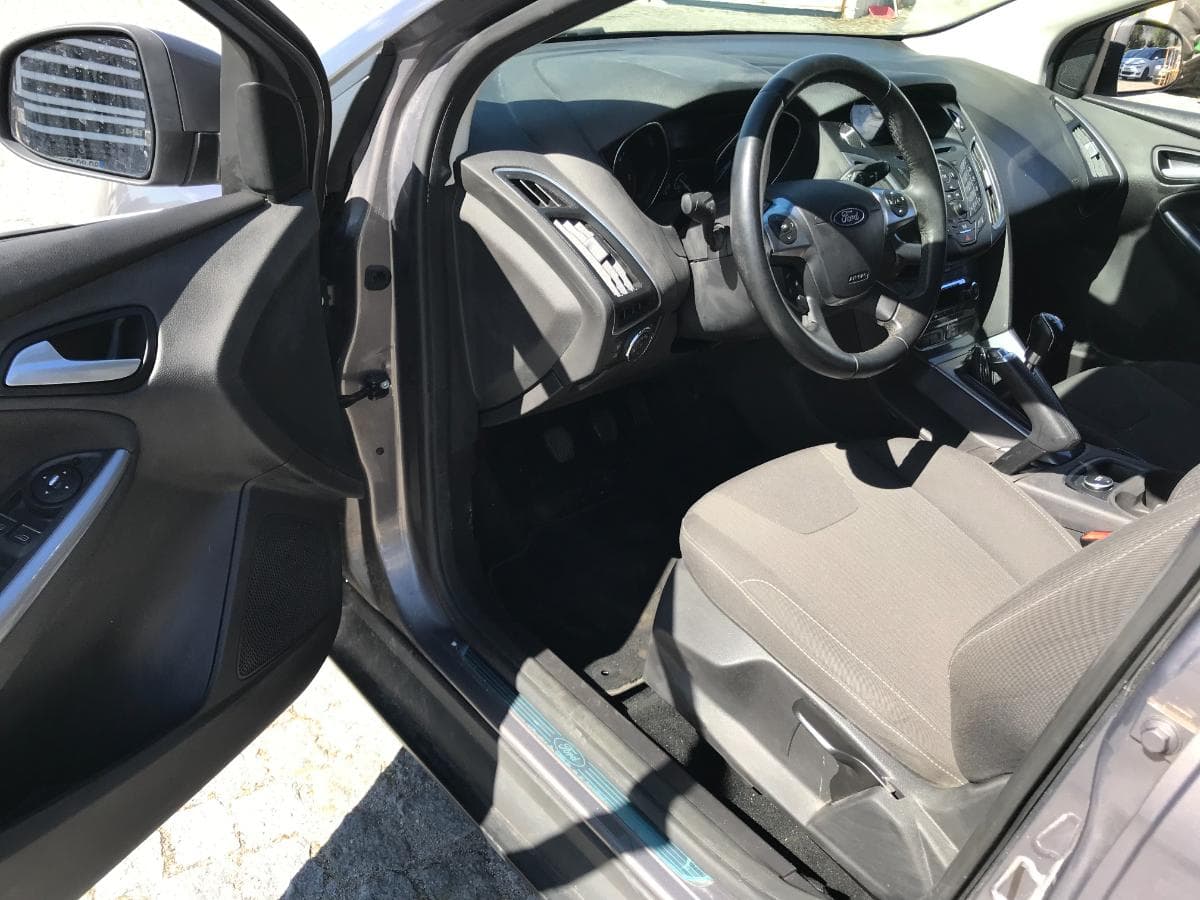 Ford Focus 1.6TDCI · Ano 2013 — imagem 17