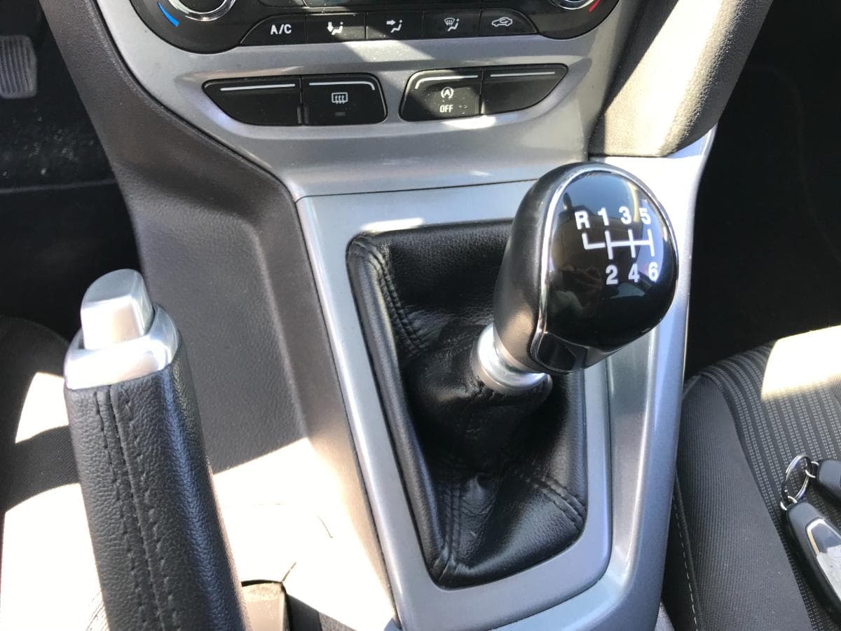 Ford Focus 1.6TDCI · Ano 2013 — imagem 25