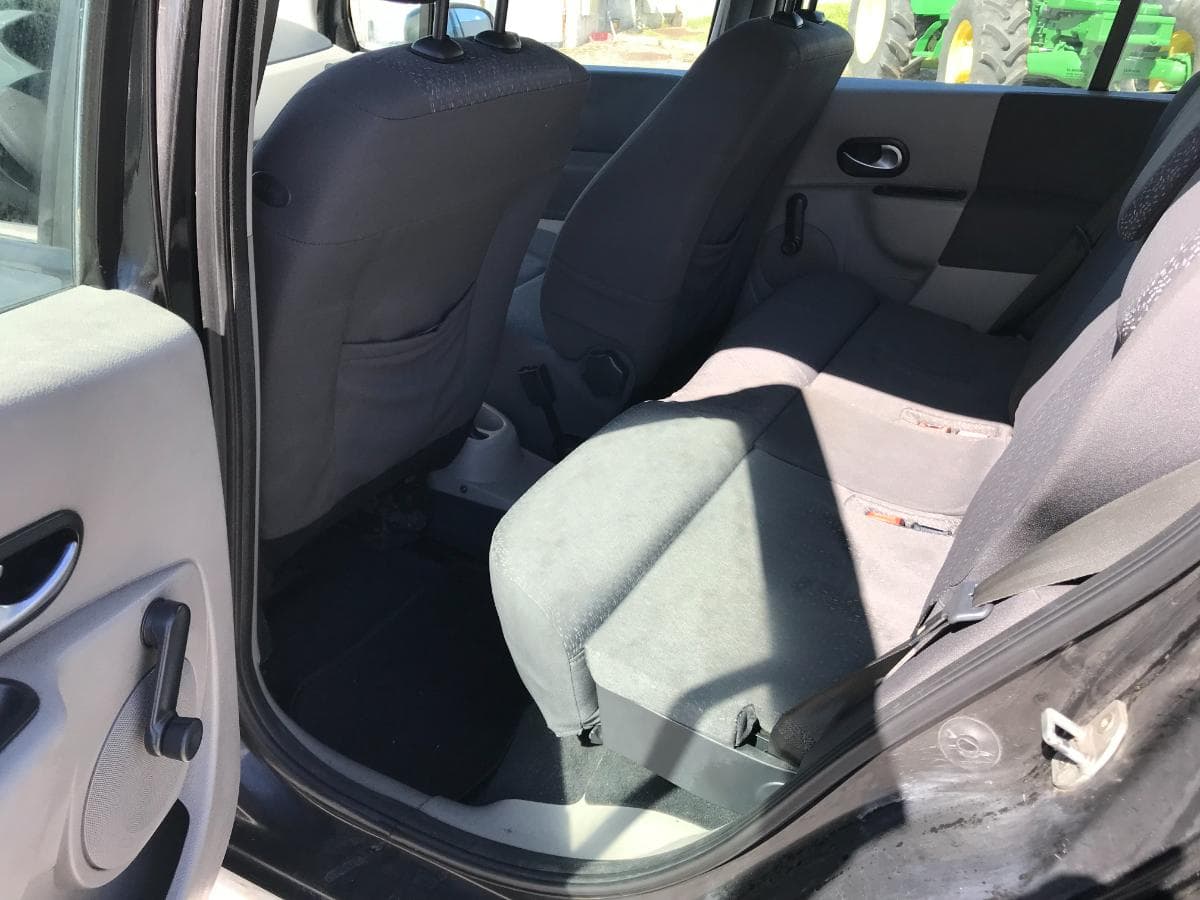 Renault Modus 1.2 · Ano 2005 — imagem 17