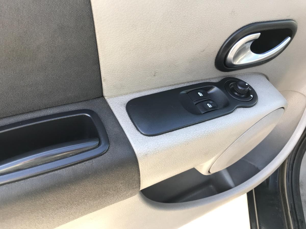 Renault Modus 1.2 · Ano 2005 — imagem 18