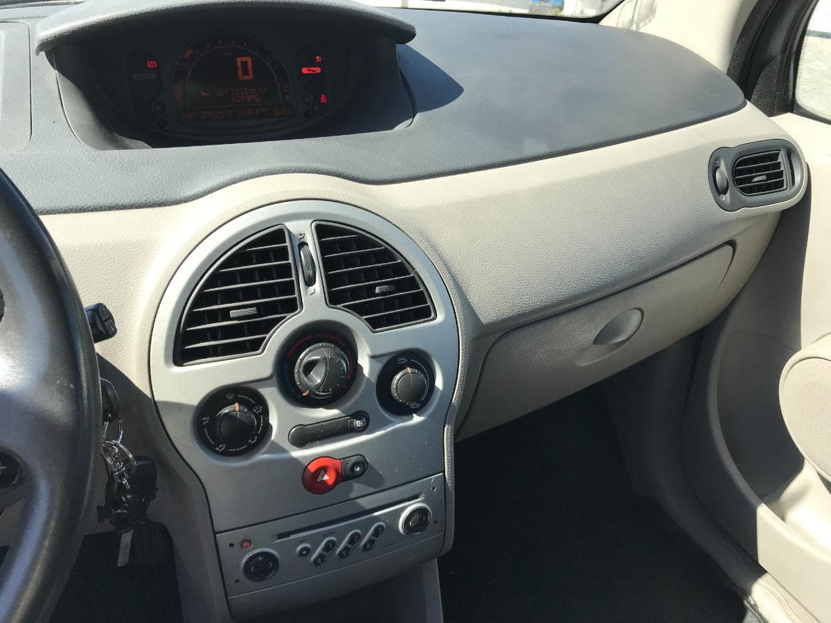 Renault Modus 1.2 · Ano 2005 — imagem 20