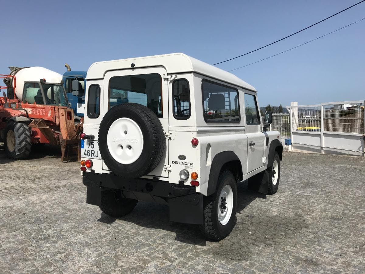 Land Rover Defender TD5 90HT · Ano 2001 — imagem 6