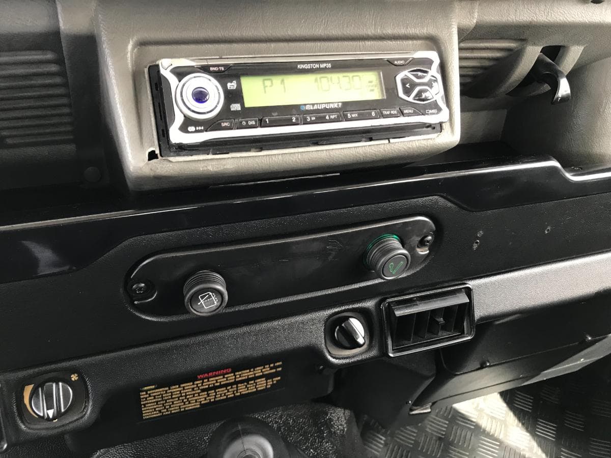 Land Rover Defender TD5 90HT · Ano 2001 — imagem 21