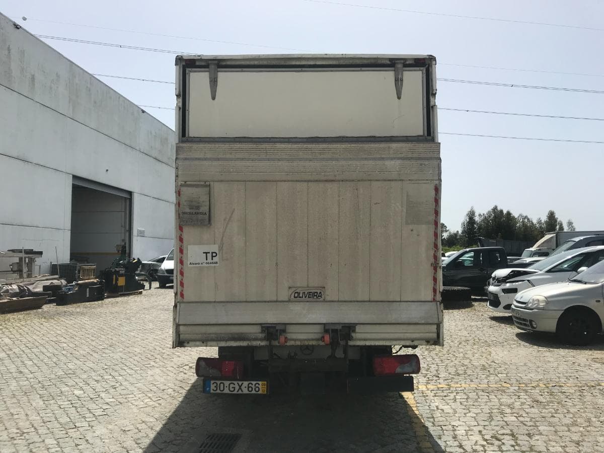 Mercedes-Benz 518 CDI · Ano 2008 — imagen 7