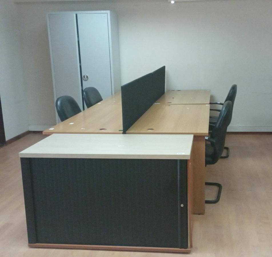 Mobiliario de oficina · — imagen 1