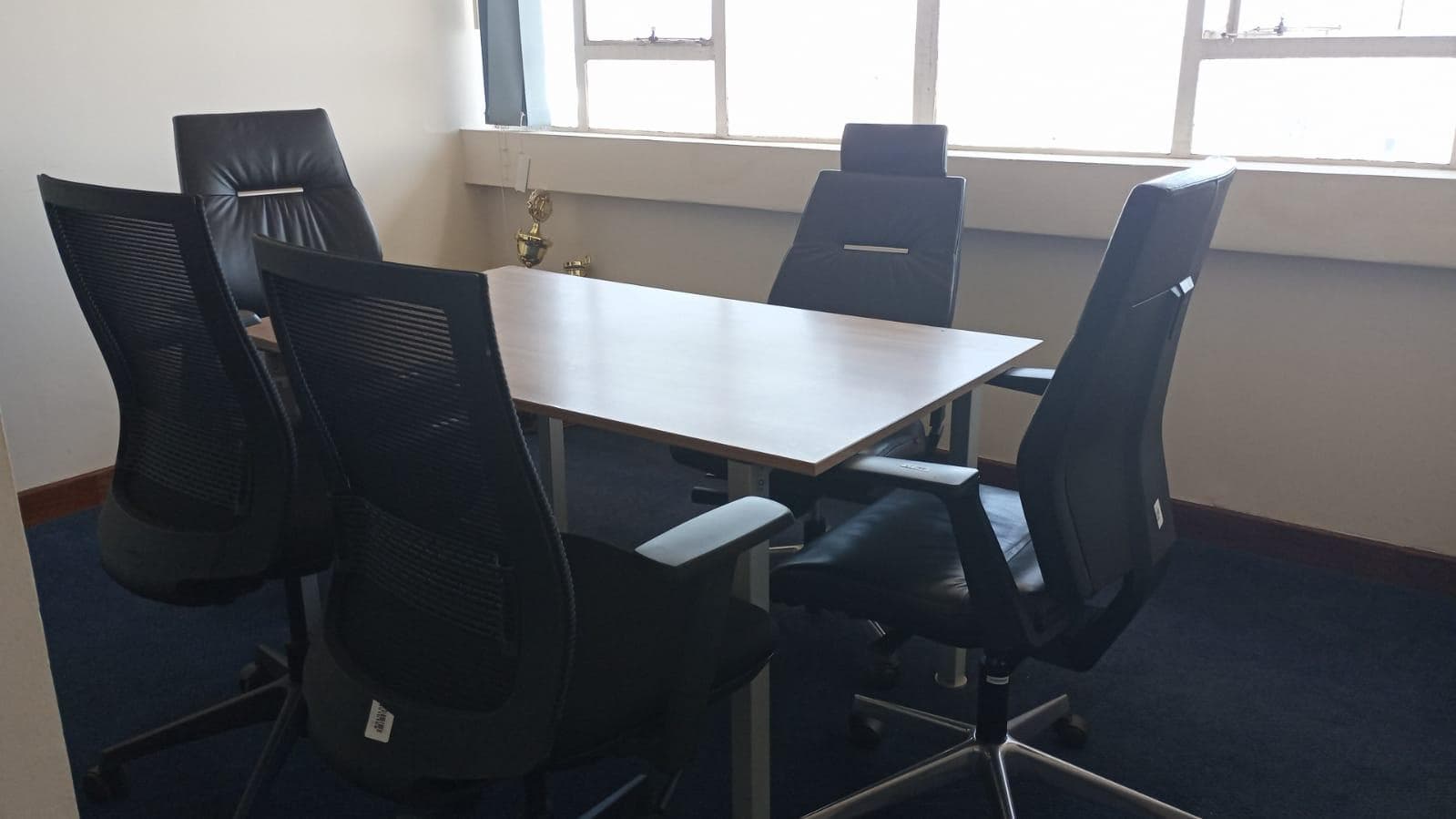 Office furniture · — image 1