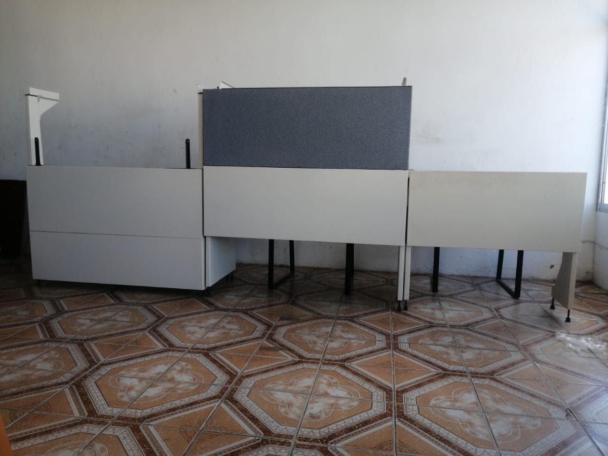 Mobiliario de oficina ·
