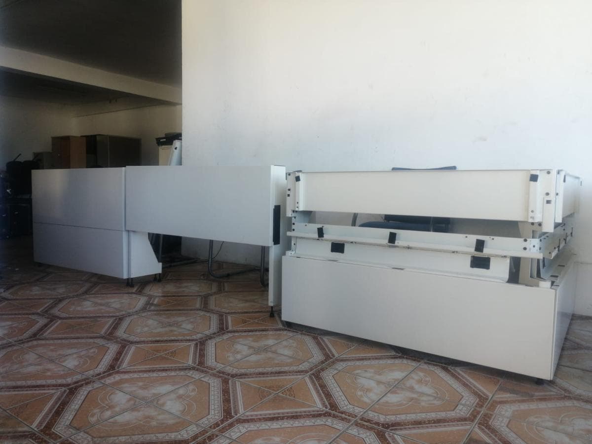 Mobiliario de oficina · — imagen 2