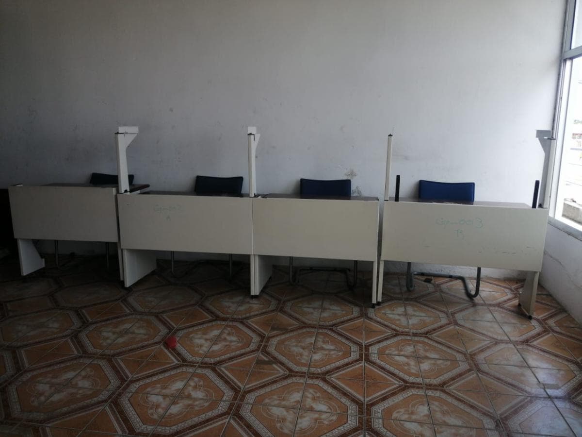 Mobiliario de oficina ·