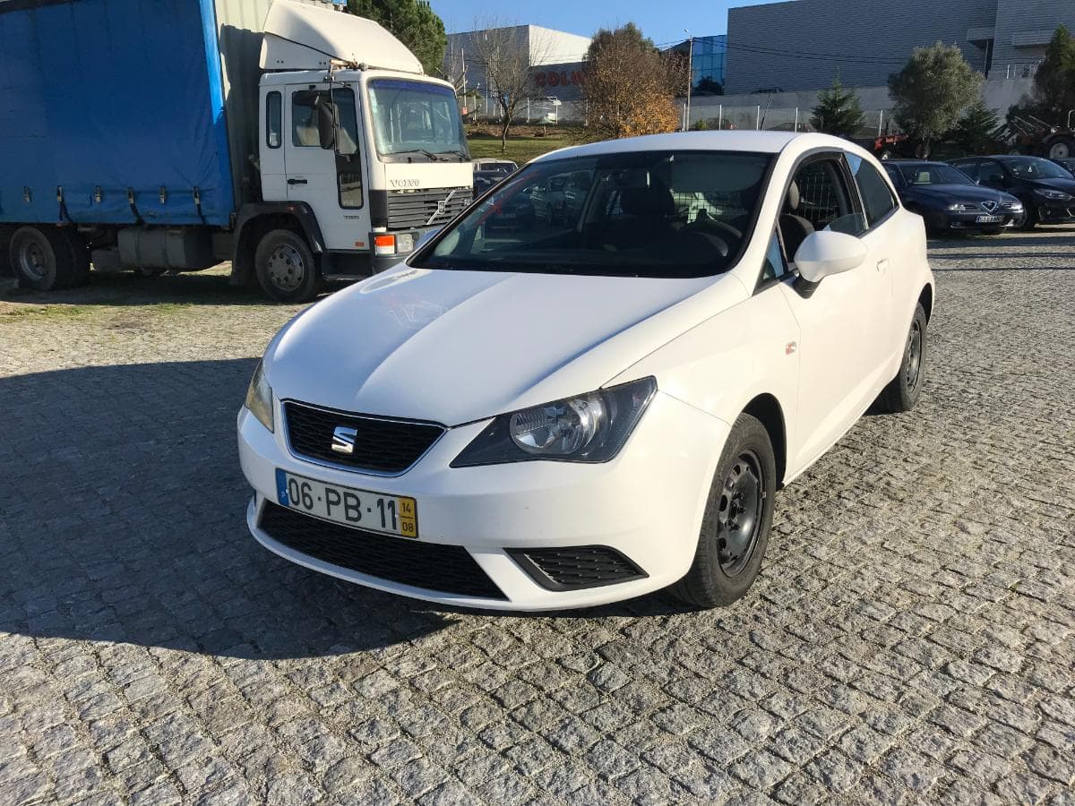 Seat Ibiza 1.2TDI · Ano 2014 — imagem 3