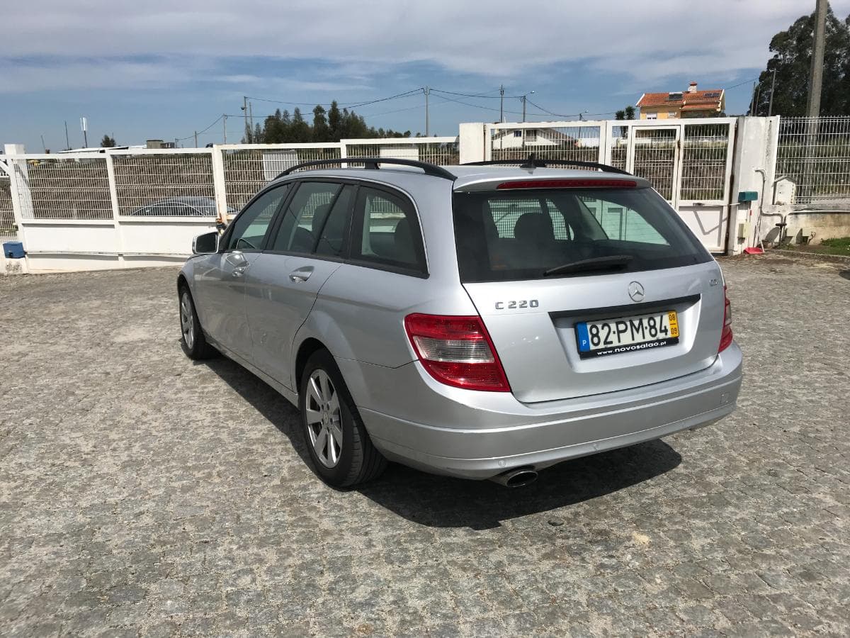 Mercedes-Benz C220 CDI · Ano 2008 — imagen 6