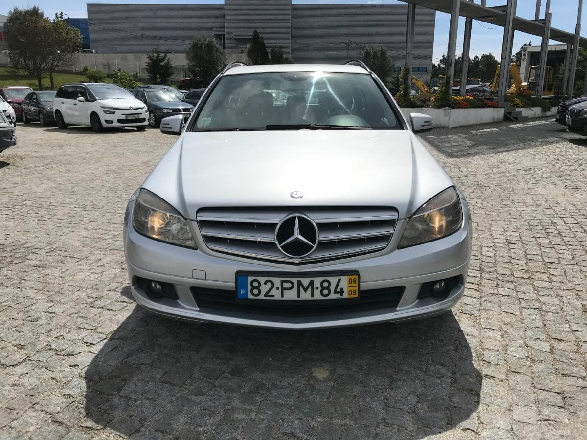 Mercedes-Benz C220 CDI · Ano 2008 — imagen 2