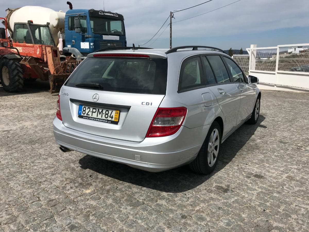 Mercedes-Benz C220 CDI · Ano 2008 — imagen 11