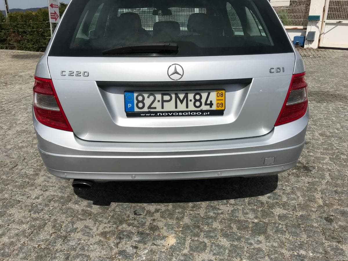 Mercedes-Benz C220 CDI · Ano 2008 — imagen 8
