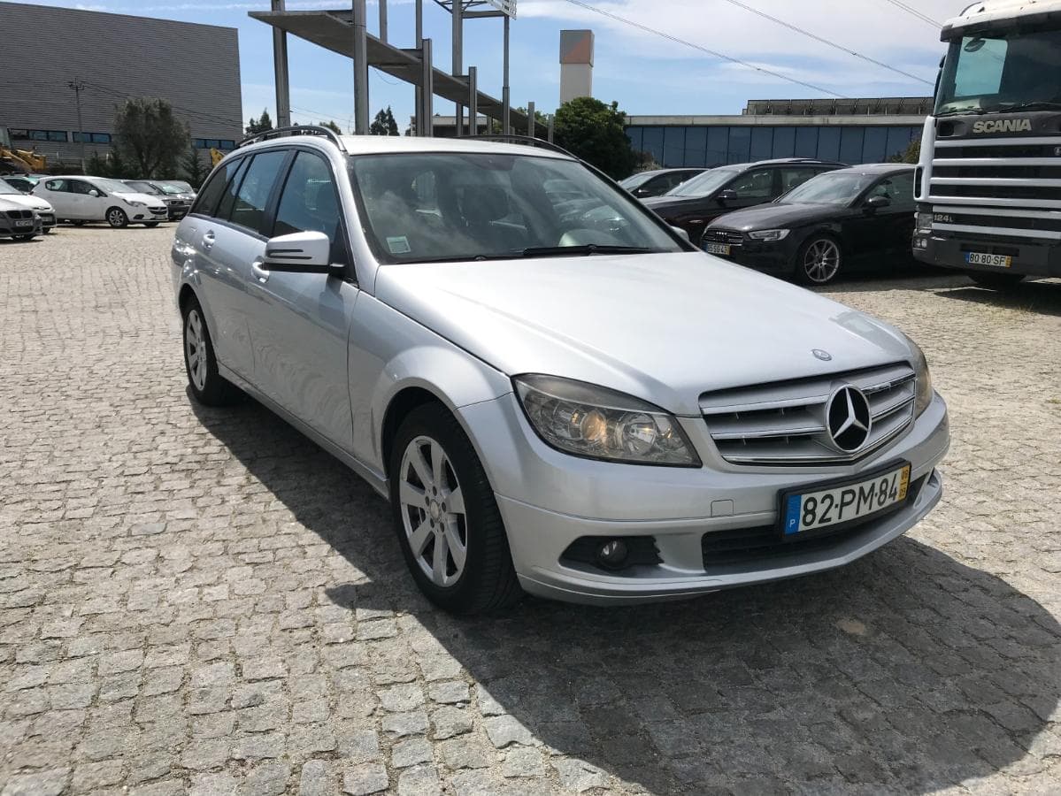 Mercedes-Benz C220 CDI · Ano 2008 — imagen 5