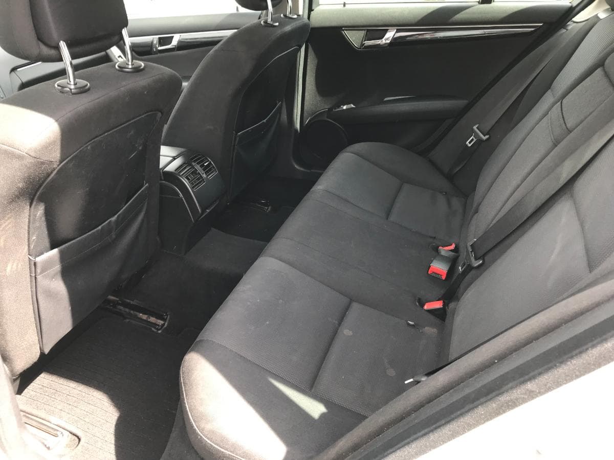 Mercedes-Benz C220 CDI · Ano 2008 — imagen 18