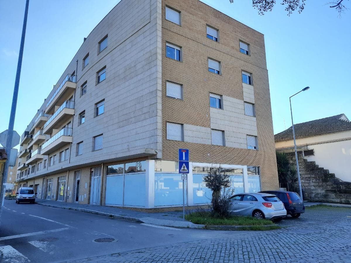 Apartamento T1 com Lugar de Garagem  · Trofa