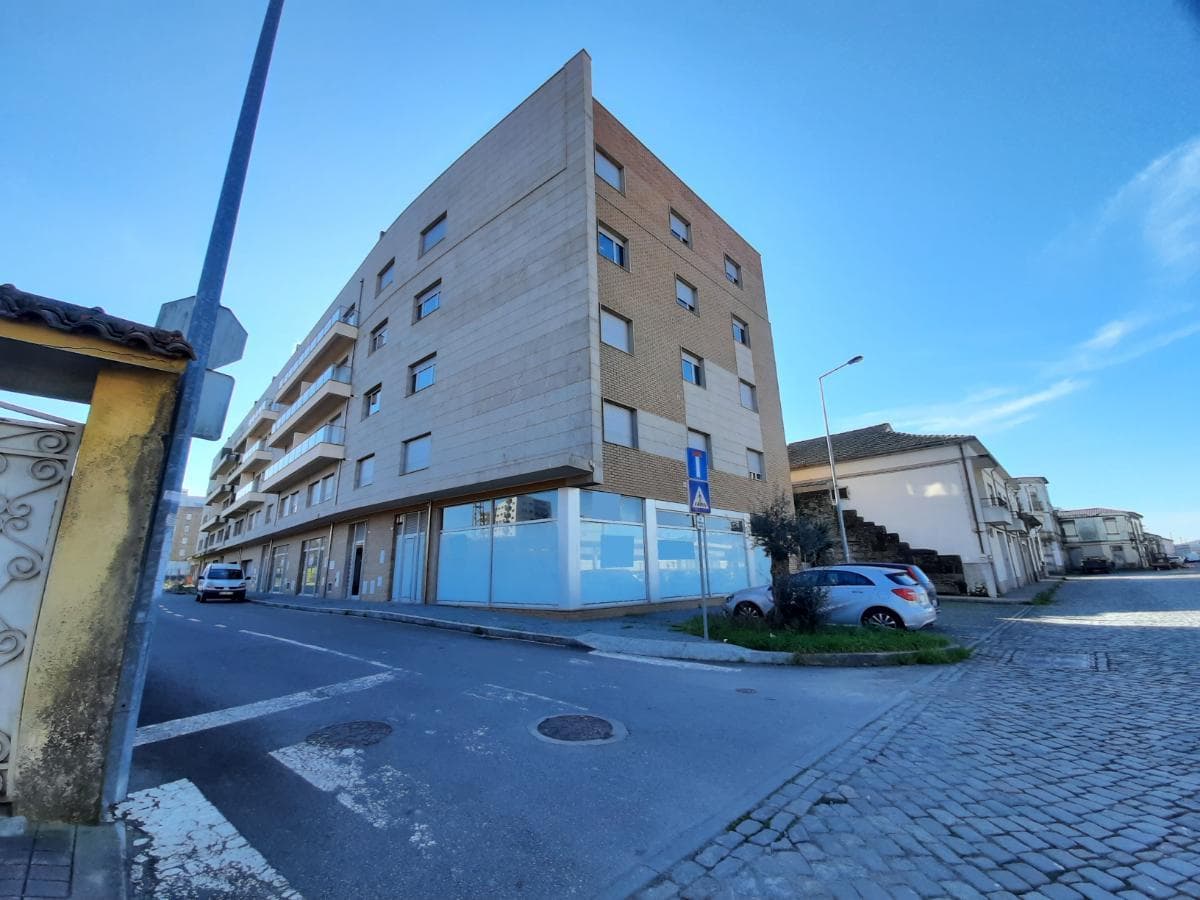 Apartamento T3 com 2 Lugares de Garagem · Trofa