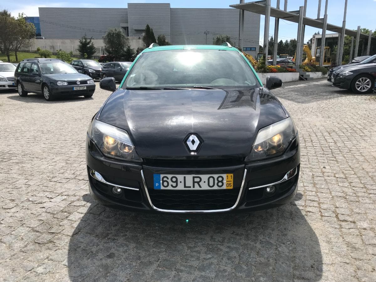 Renault Laguna 2.0DCI · Ano 2011 — imagen 2