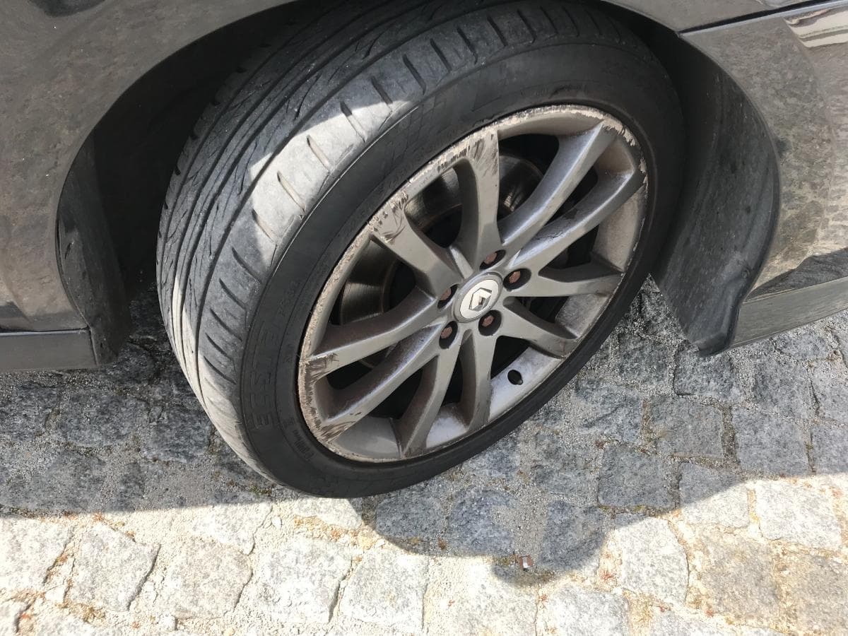 Renault Laguna 2.0DCI · Ano 2011 — imagen 14
