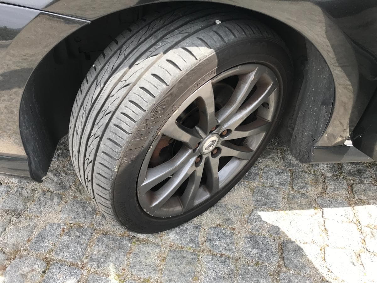 Renault Laguna 2.0DCI · Ano 2011 — imagen 15
