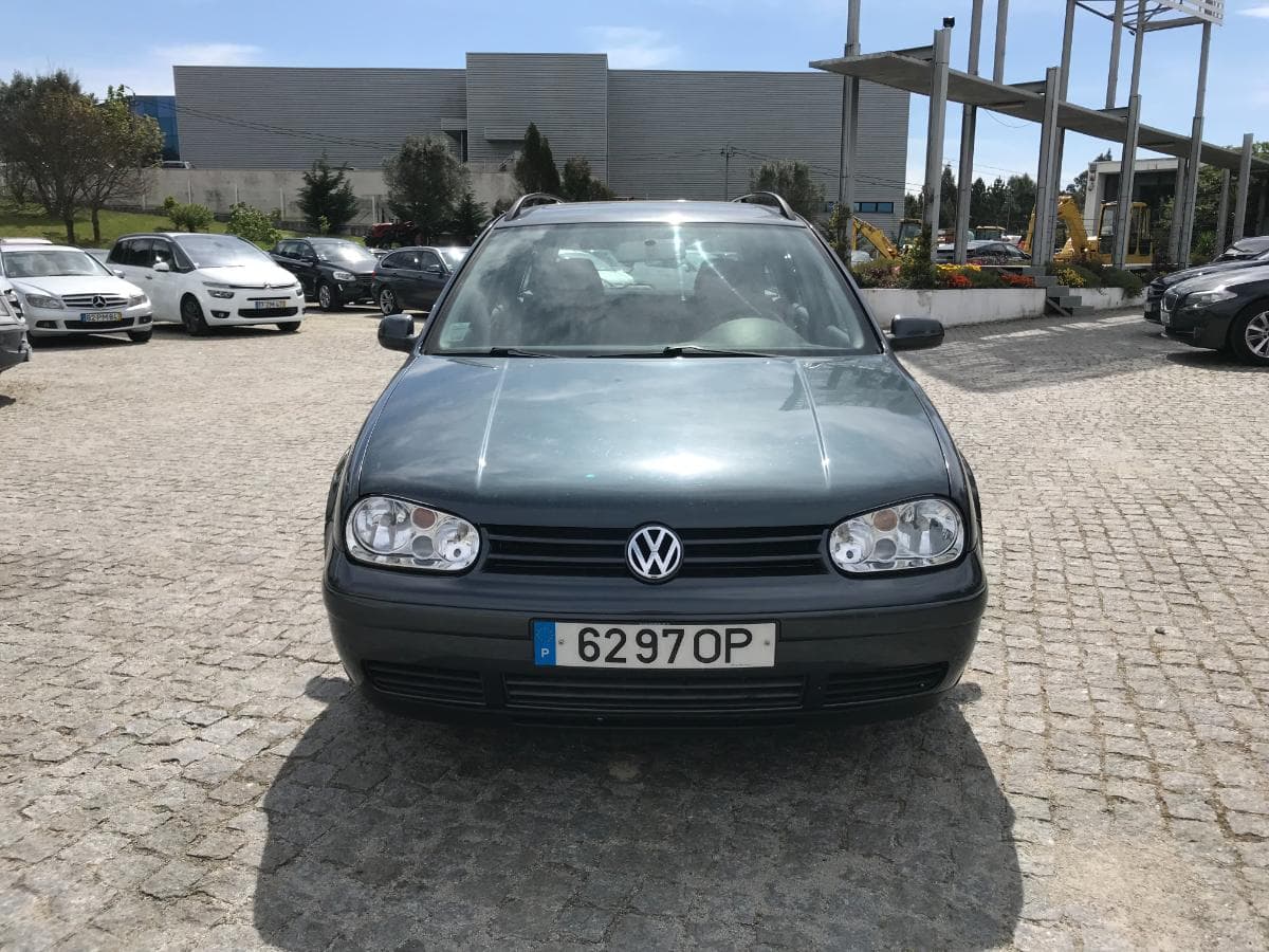Vokswagen Golf 1.9TDI · Ano 1999 — imagen 2