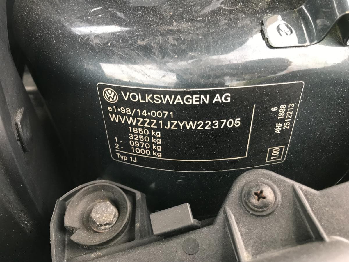 Vokswagen Golf 1.9TDI · Ano 1999 — imagen 10