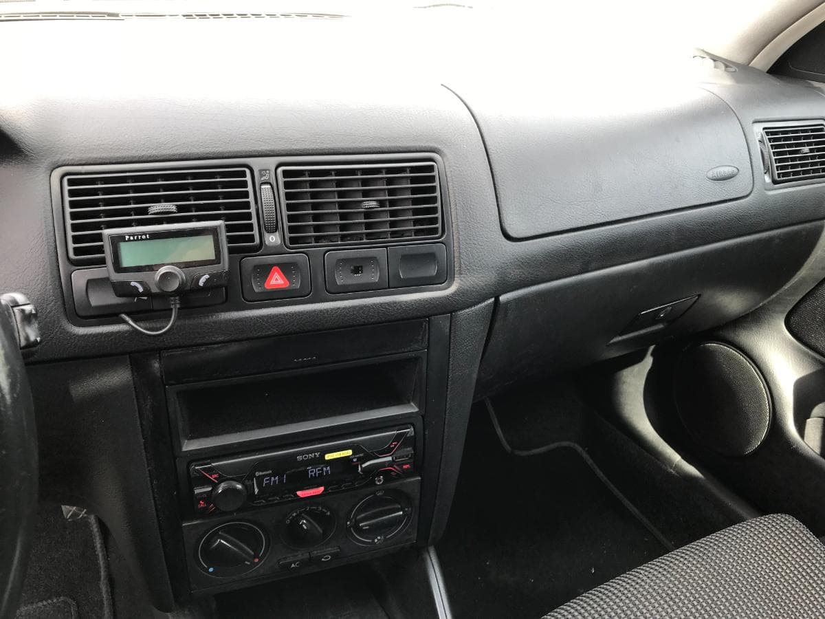 Vokswagen Golf 1.9TDI · Ano 1999 — imagen 14