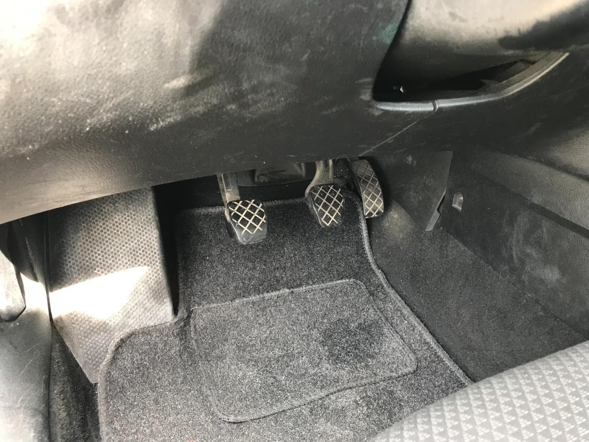 Vokswagen Golf 1.9TDI · Ano 1999 — imagen 16