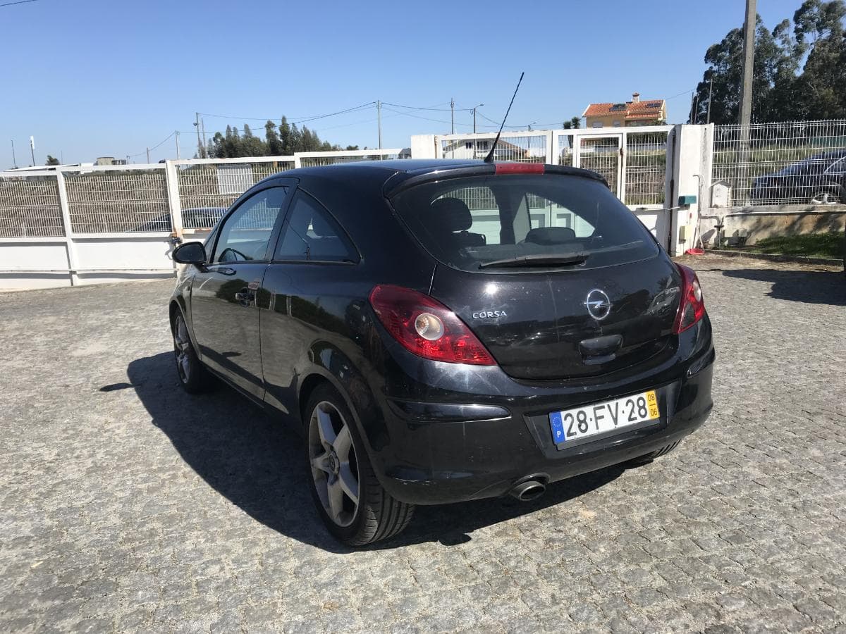 Opel Corsa 1.7CDTI · Ano 2008 — image 6