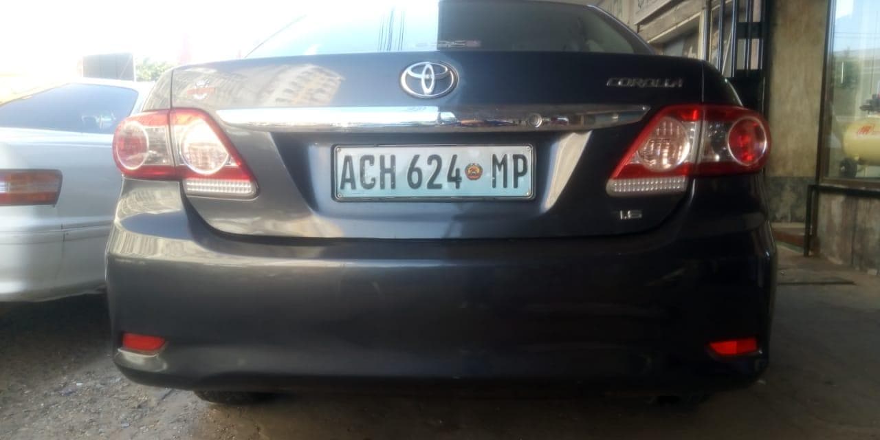 Toyota Corolla · — image 5