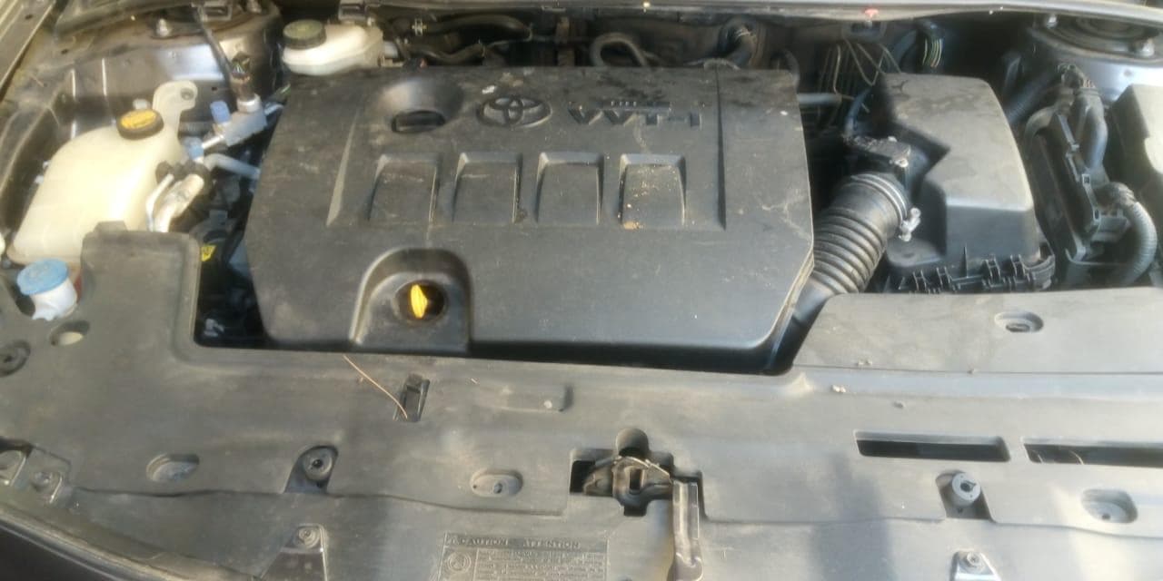 Toyota Corolla · — image 10