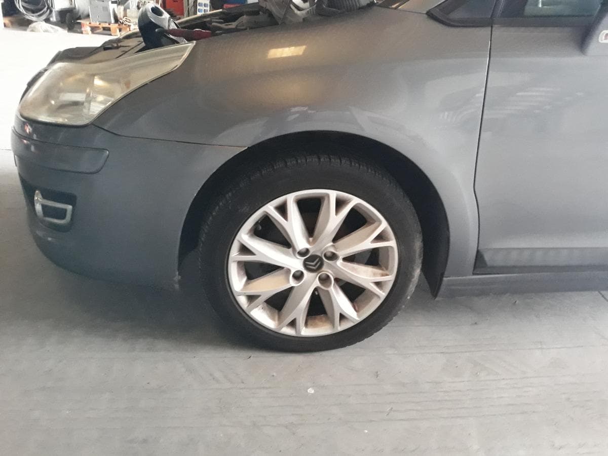 CITROËN C4 1.4 16V — imagen 10