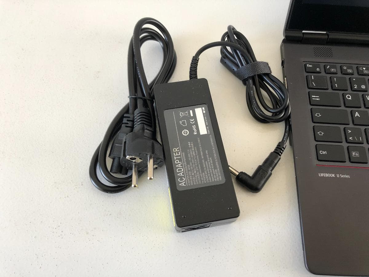 Portátil Fujitsu U747 — imagem 10