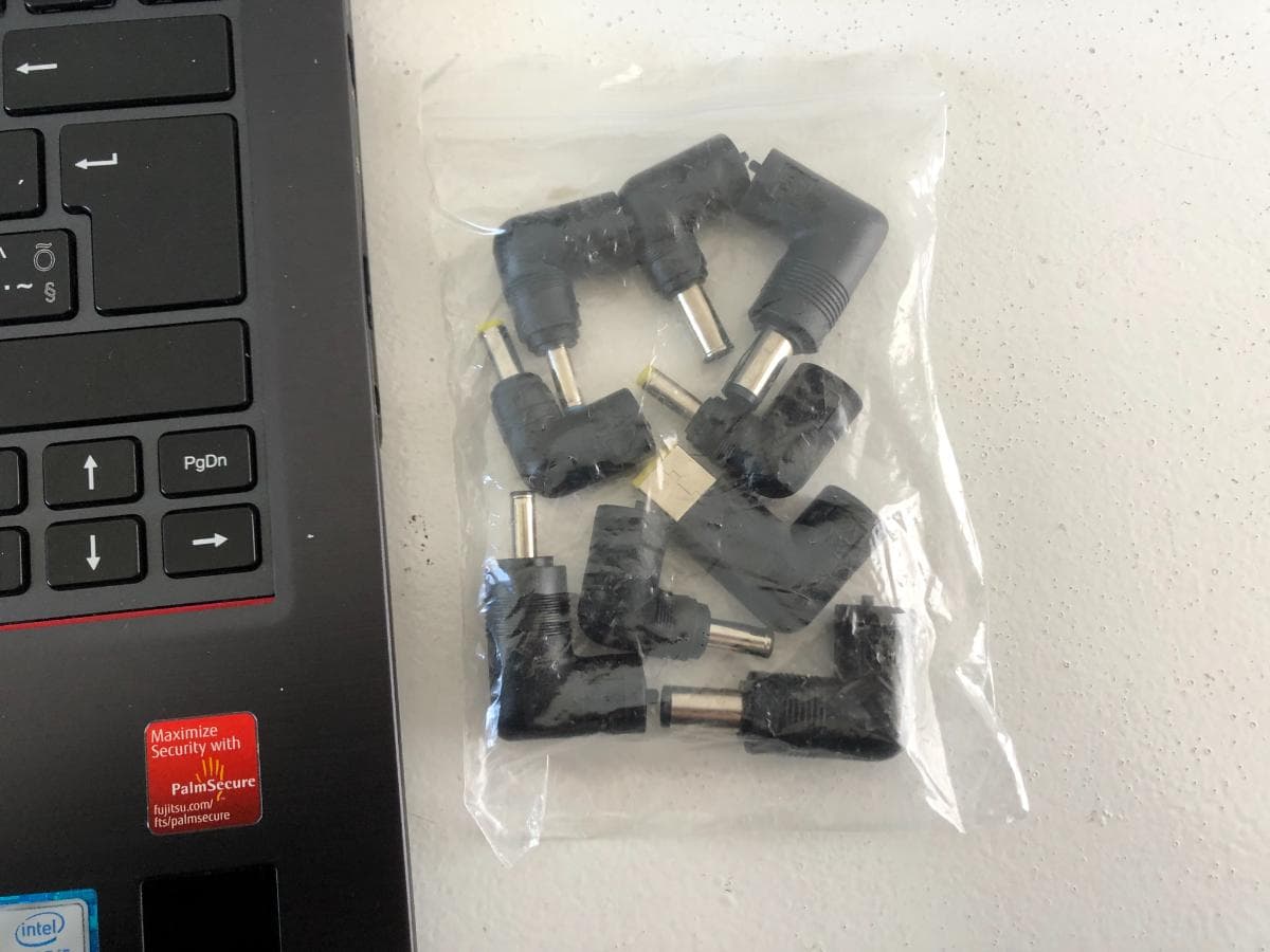 Portátil Fujitsu U747 — imagem 11