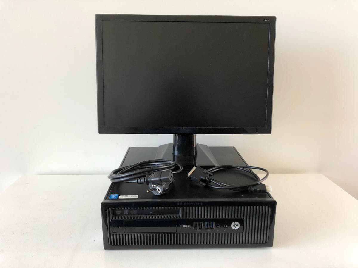 Monitor HP 20KD · Computador Desktop HP — imagen 1