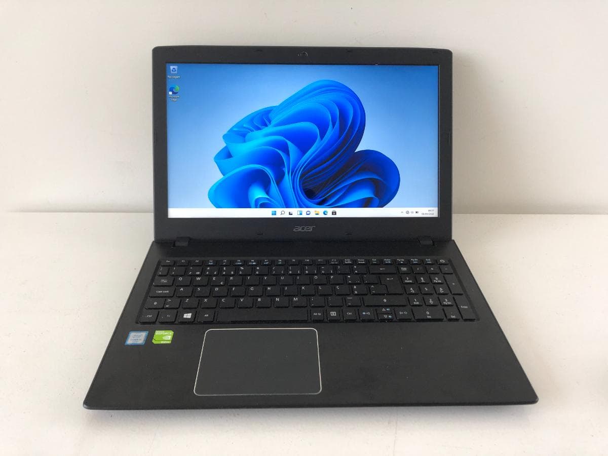 Portátil Acer Aspire E5-575 — image 1