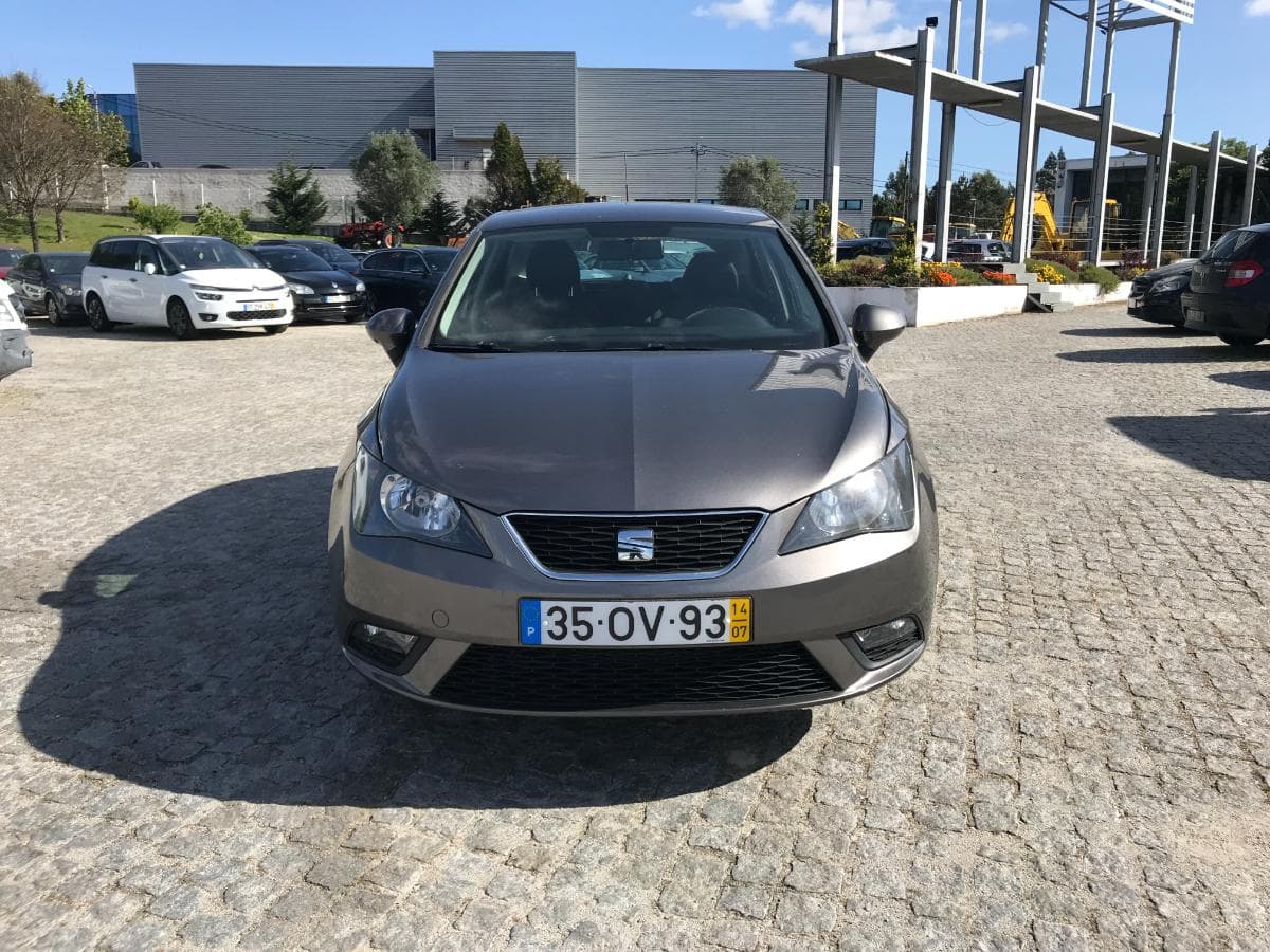Seat Ibiza 1.2TDI · Ano 2014 — imagem 2