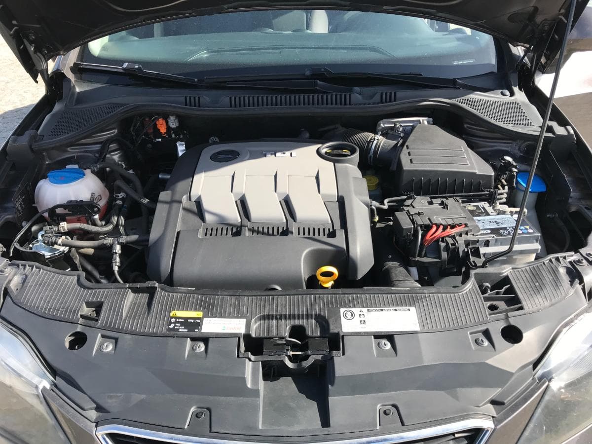 Seat Ibiza 1.2TDI · Ano 2014 — imagem 10