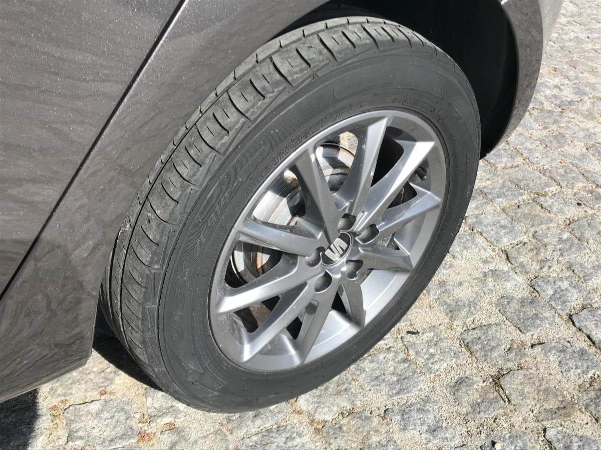 Seat Ibiza 1.2TDI · Ano 2014 — imagem 12