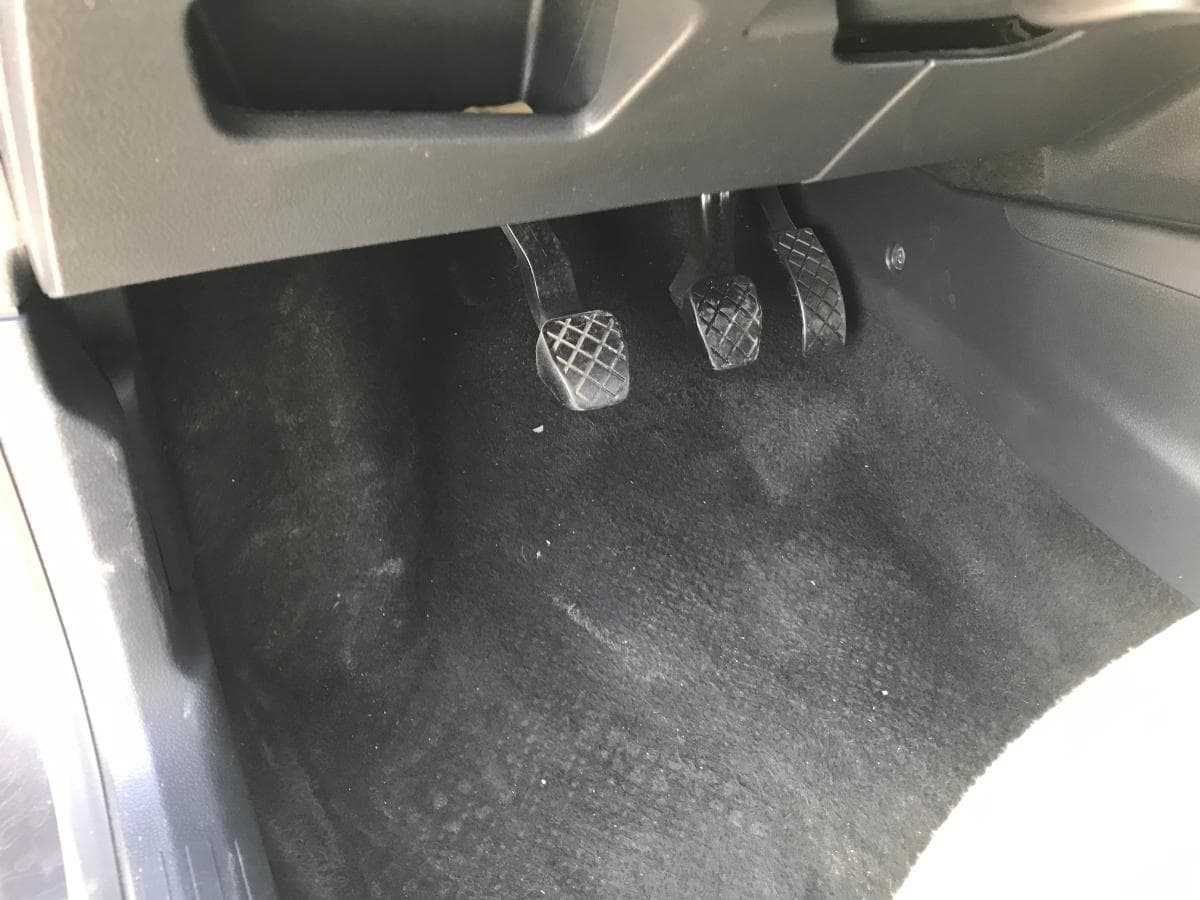 Seat Ibiza 1.2TDI · Ano 2014 — imagem 17
