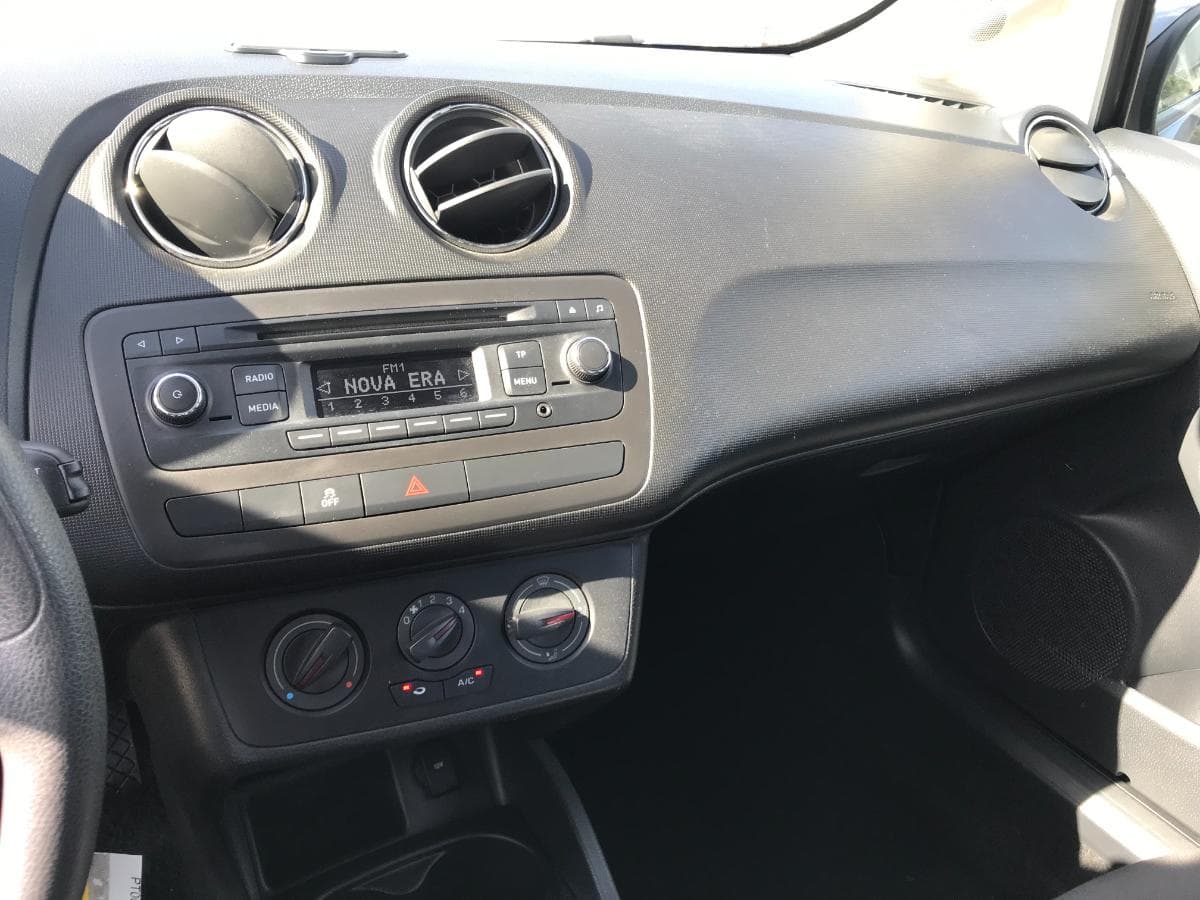 Seat Ibiza 1.2TDI · Ano 2014 — imagem 21