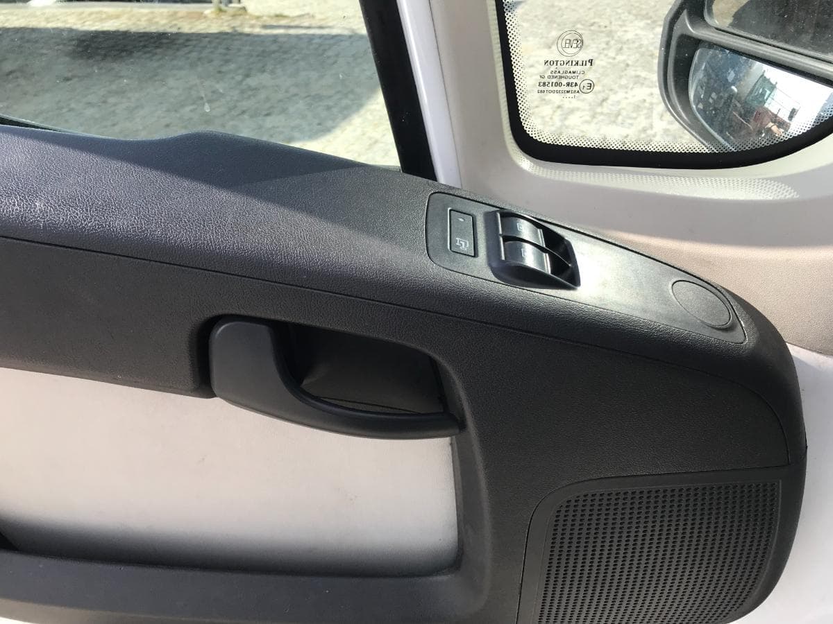 Peugeot Boxer 2.2HDI · Ano 2013 — image 18