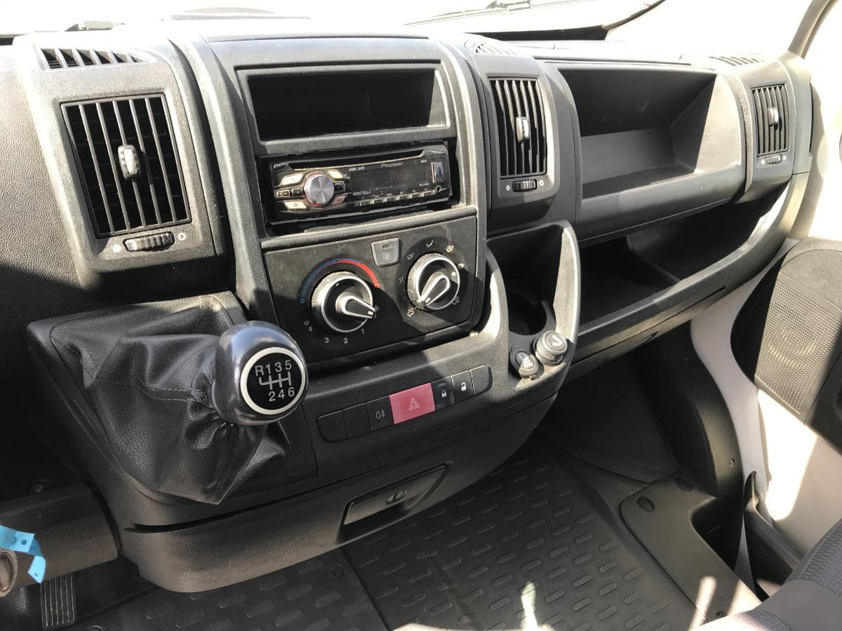 Peugeot Boxer 2.2HDI · Ano 2013 — image 19