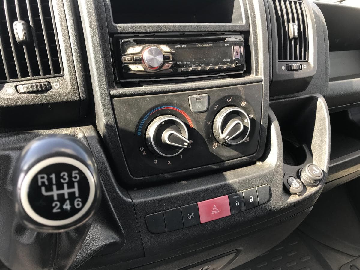 Peugeot Boxer 2.2HDI · Ano 2013 — image 22