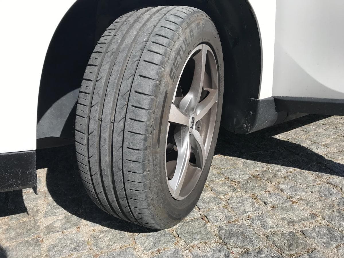 LEILÃO CANCELADO · Peugeot 2008 1.6HDI · Ano 2014 — imagem 14