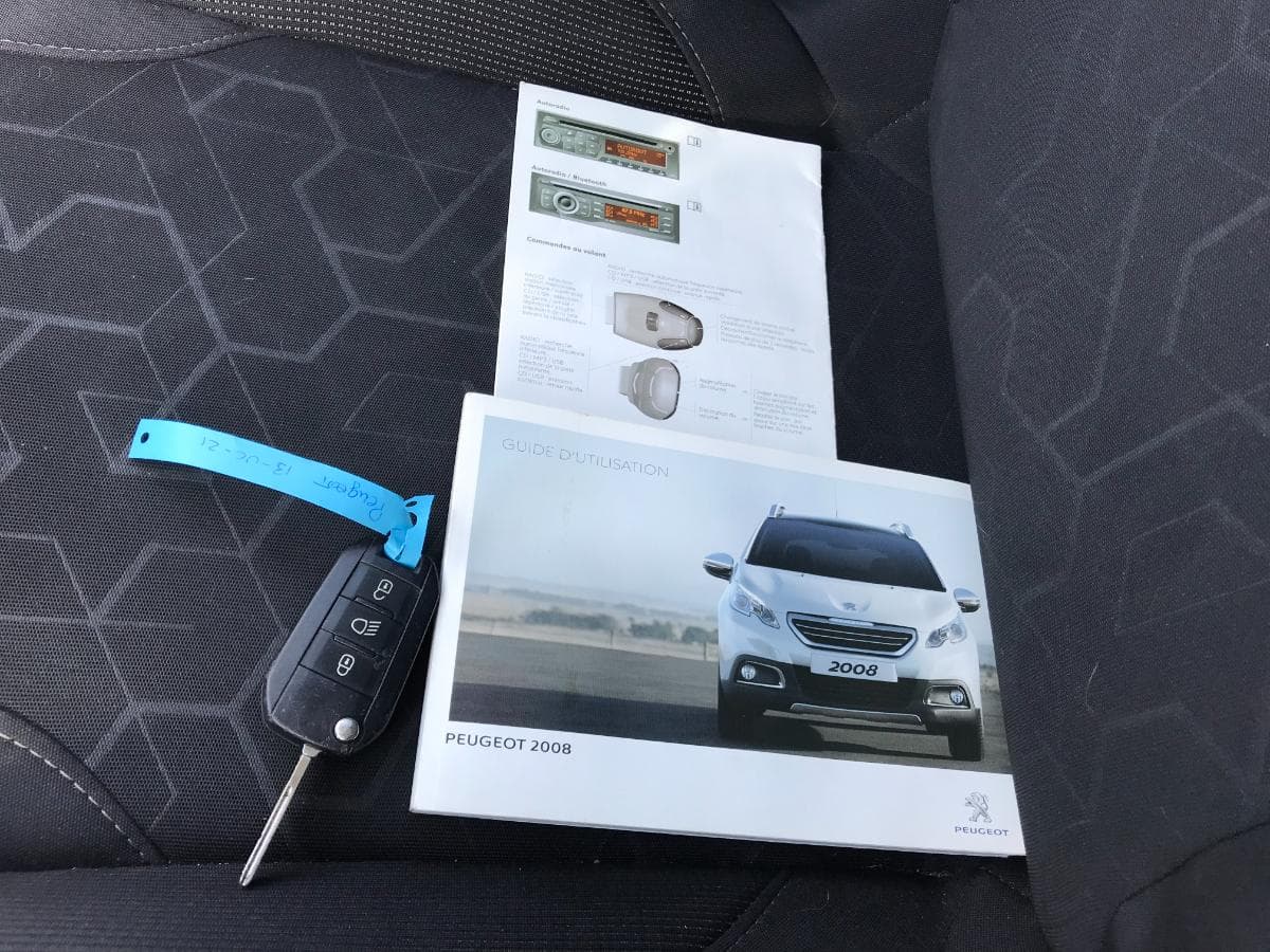 LEILÃO CANCELADO · Peugeot 2008 1.6HDI · Ano 2014 — imagem 30