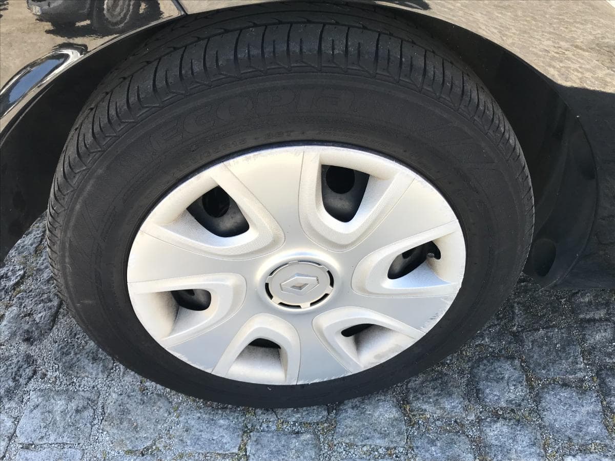 Renault Clio 1.5DCI · Ano 2013 — imagem 10